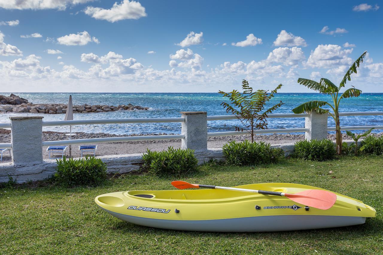 Baia Marticana Residence Hotel Agnone Cilento Exteriör bild